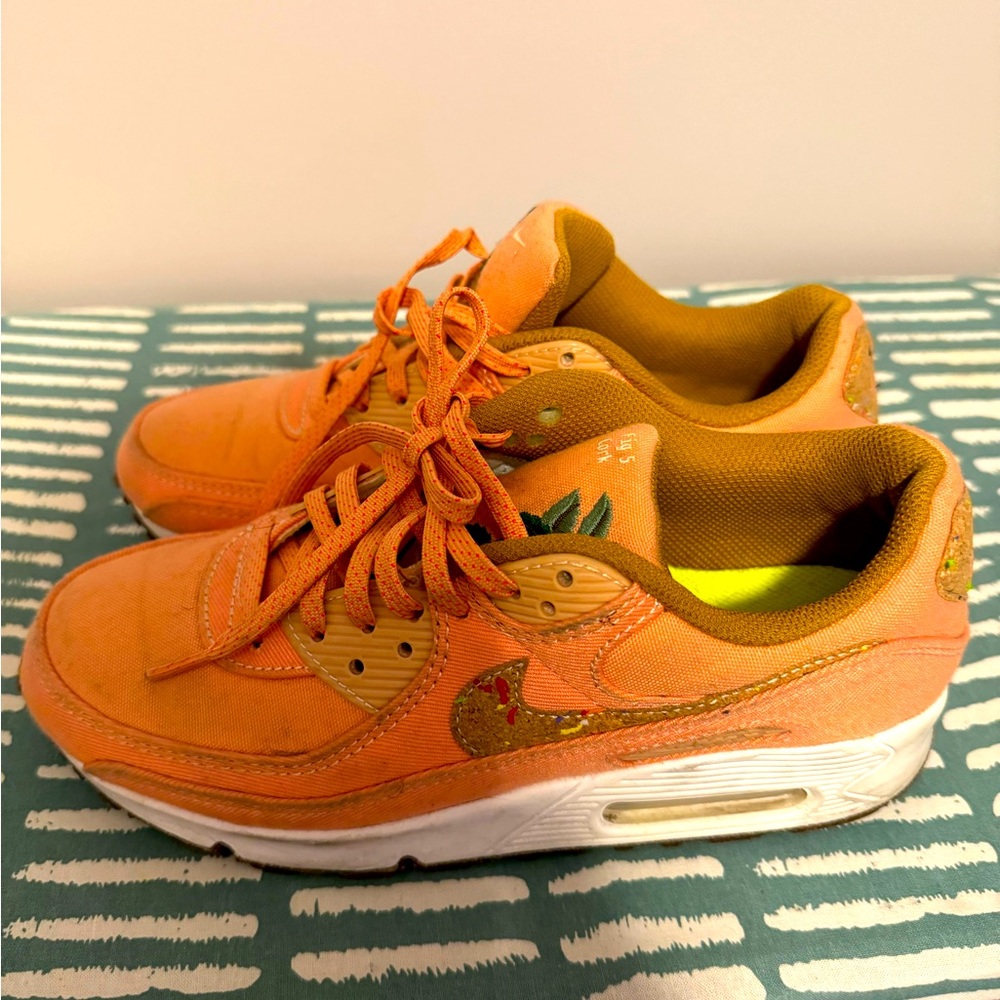 Nike Air Max 90 SE Cork Apricot Agate White Athletic Shoes Womens Size 7.5